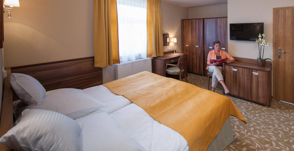 Zdrojowy Sanus Hotel Swieradow-Zdroj Room photo
